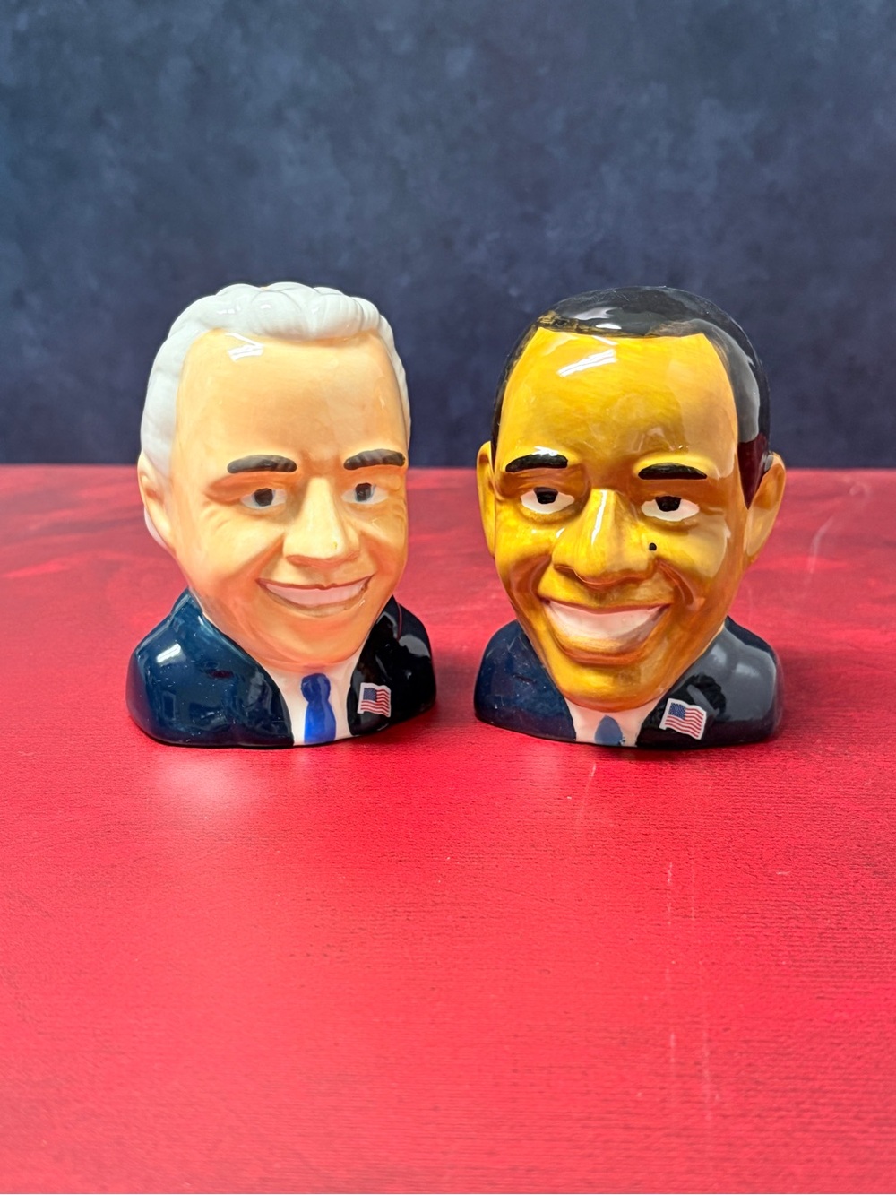 Hard to find Fun Shakers President Obama & Vice President Biden salt and pepper